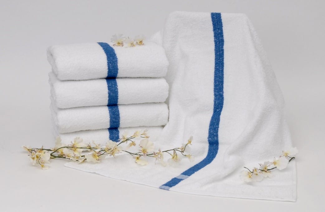 POOL TOWEL - BLUE CENTER STRIPE